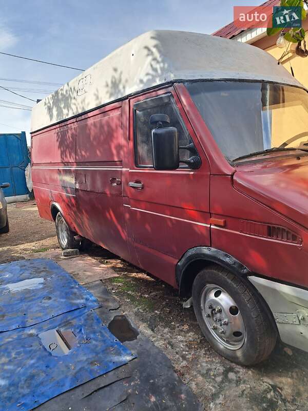 Грузовой фургон Iveco Daily 1992 в Харькове фото 2 Грузовой фургон Iveco Daily 1992 в Харькове