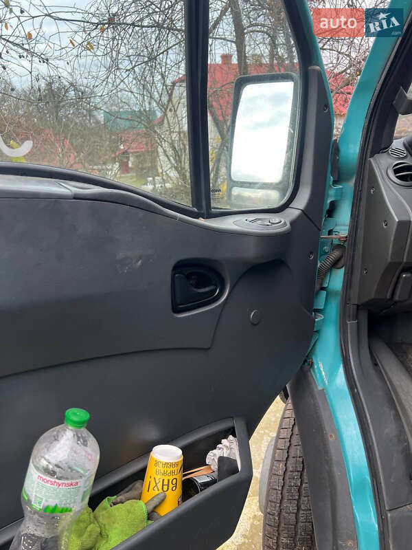 Грузовой фургон Iveco Daily 2005 в Львове