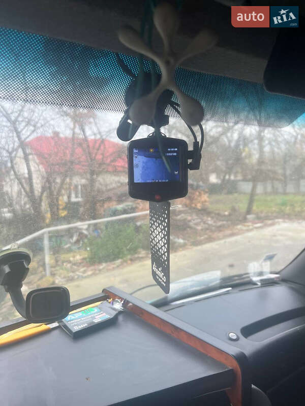 Грузовой фургон Iveco Daily 2005 в Львове