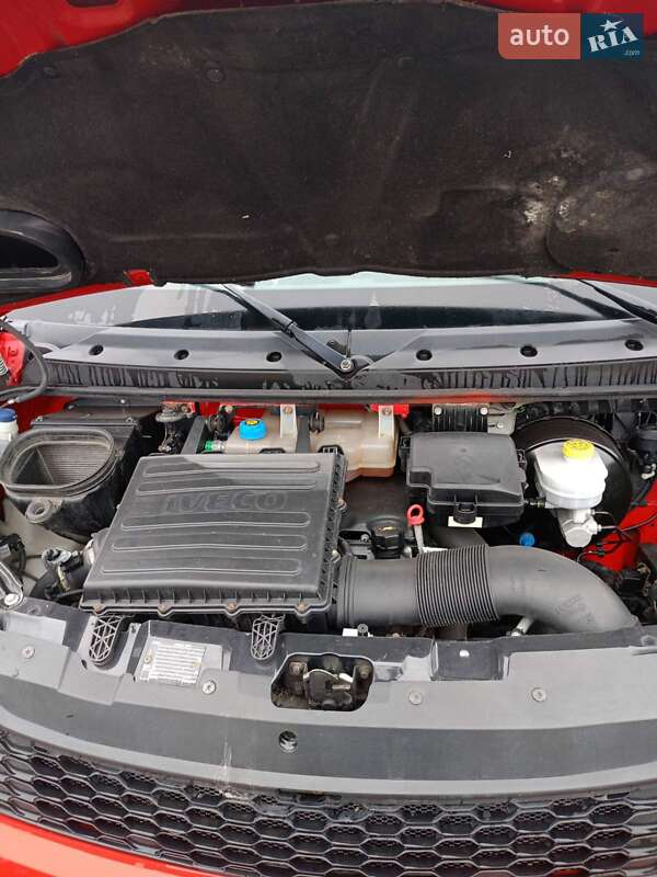 Грузовой фургон Iveco Daily 2016 в Киеве фото 15 Грузовой фургон Iveco Daily 2016 в Киеве