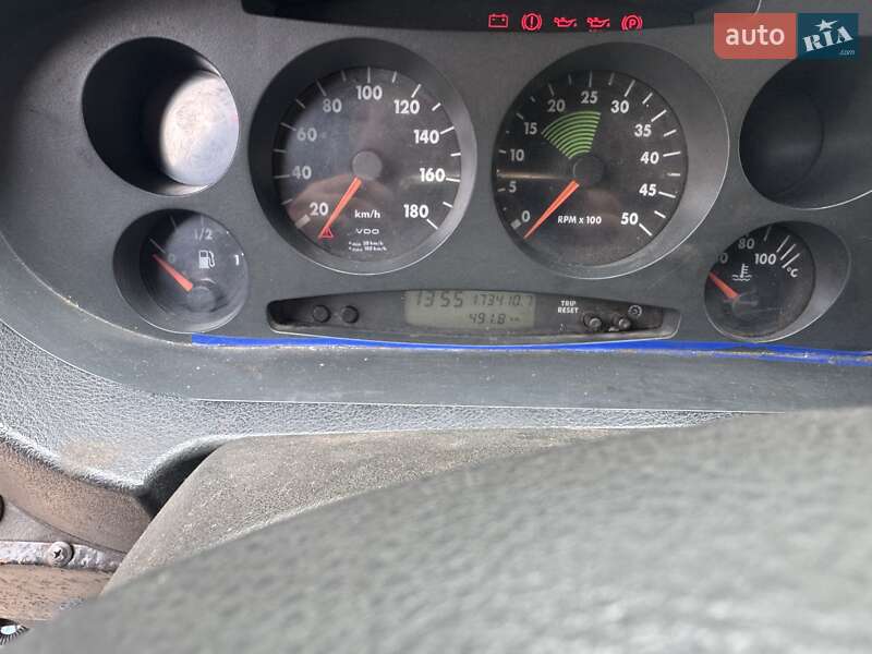 Вантажний фургон Iveco Daily 2003 в Києві