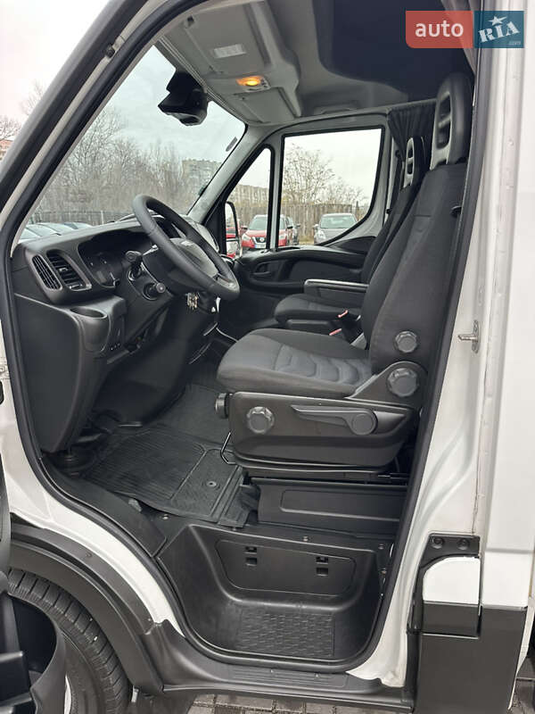 Эвакуатор Iveco Daily 2019 в Запорожье