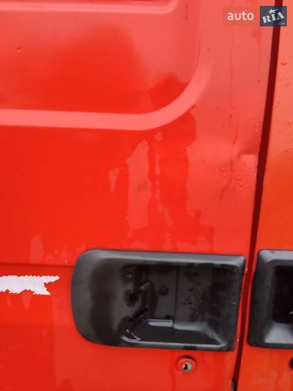 Грузовой фургон Iveco Daily 2004 в Краковце фото 7 Грузовой фургон Iveco Daily 2004 в Краковце