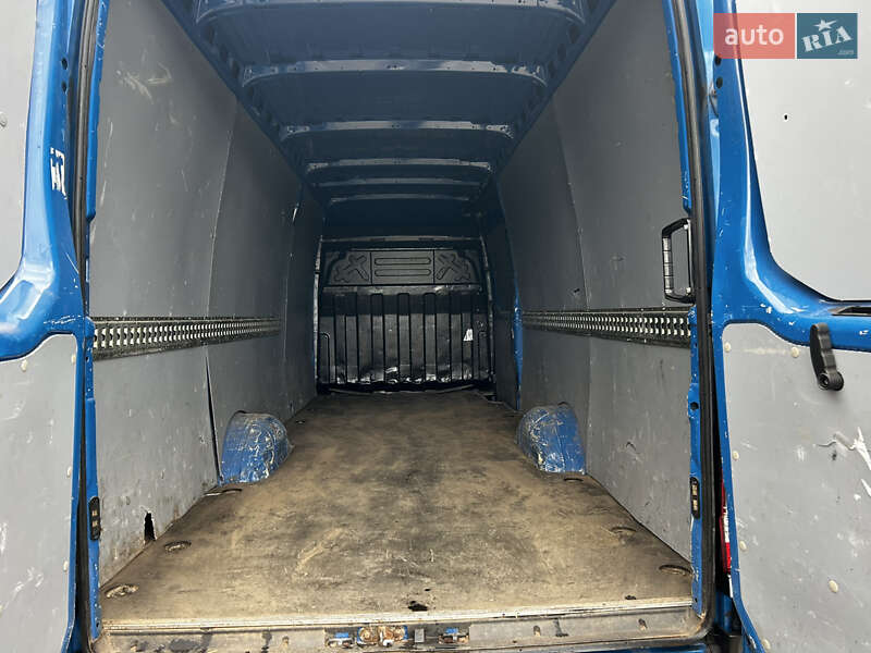 Грузовой фургон Iveco Daily 2019 в Кельменцах