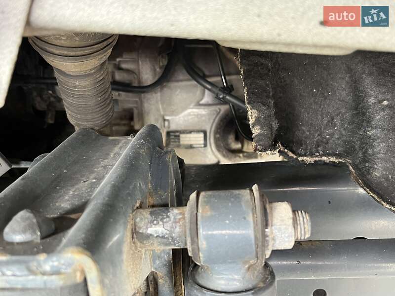 Грузовой фургон Iveco Daily 2012 в Мукачево