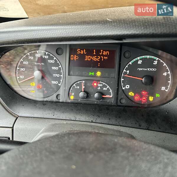 Микроавтобус грузовой (до 3,5т) Iveco Daily 2013 в Киеве фото 4 Микроавтобус грузовой (до 3,5т) Iveco Daily 2013 в Киеве