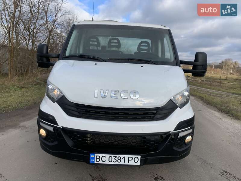 Вантажний фургон Iveco Daily 2016 в Золочеві