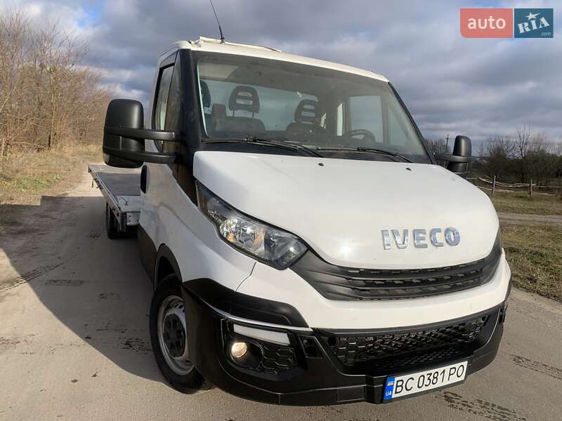 Вантажний фургон Iveco Daily 2016 в Золочеві