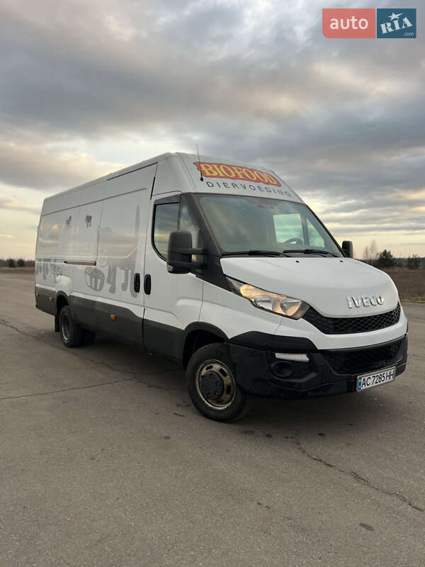 Микроавтобус грузовой (до 3,5т) Iveco Daily 2015 в Луцке