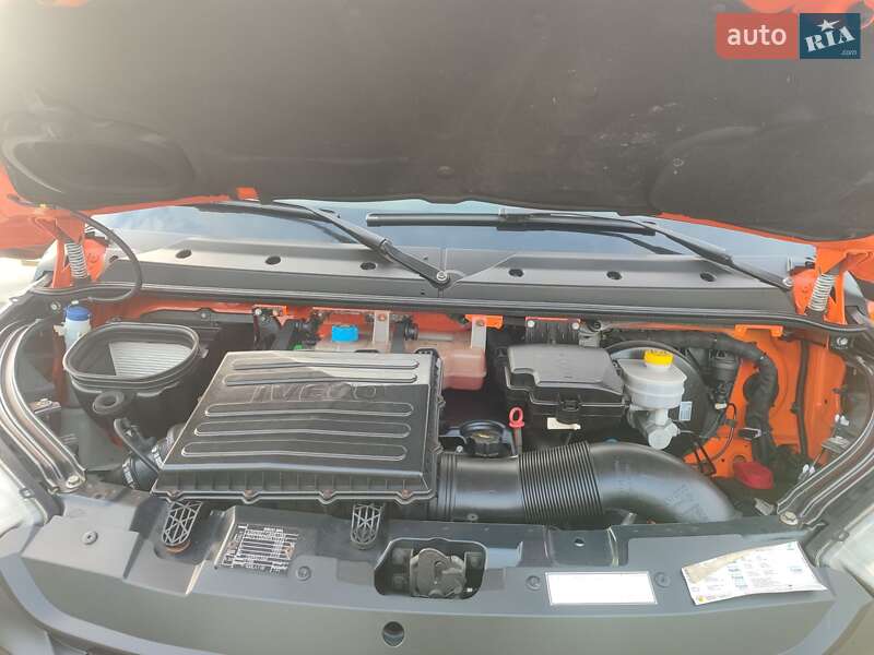 Автовоз Iveco Daily 2017 в Дубні фото 35 Автовоз Iveco Daily 2017 в Дубні