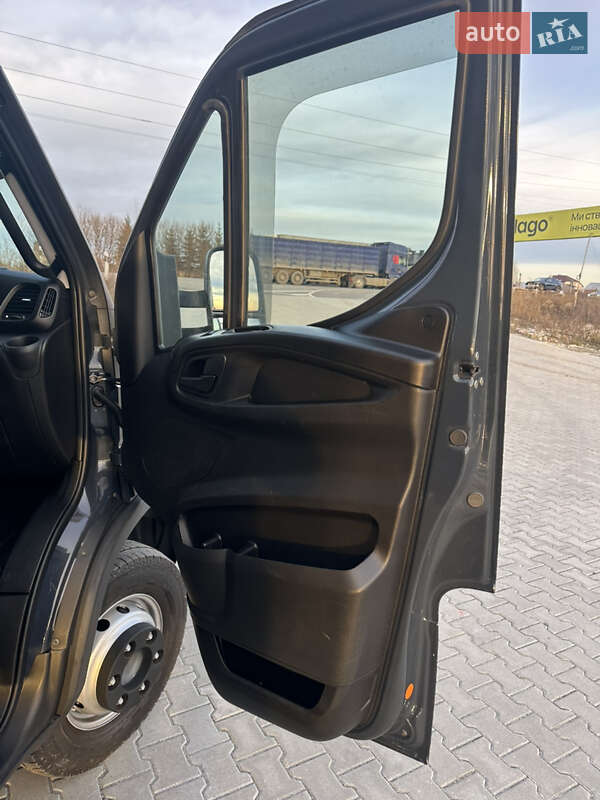 Грузовой фургон Iveco Daily 2019 в Львове