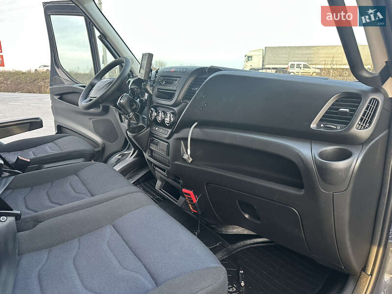 Грузовой фургон Iveco Daily 2019 в Львове