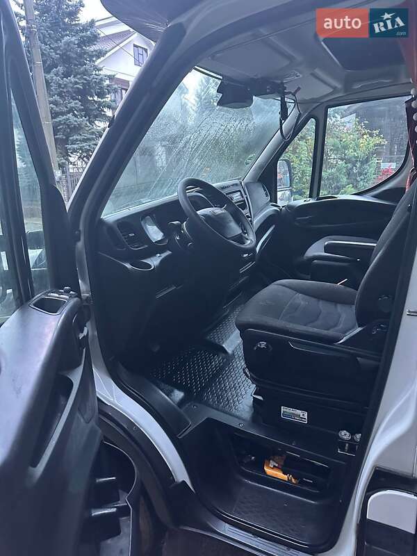 Грузовой фургон Iveco Daily 2017 в Киеве