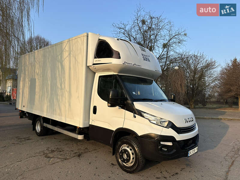 Грузовой фургон Iveco Daily 2018 в Ровно