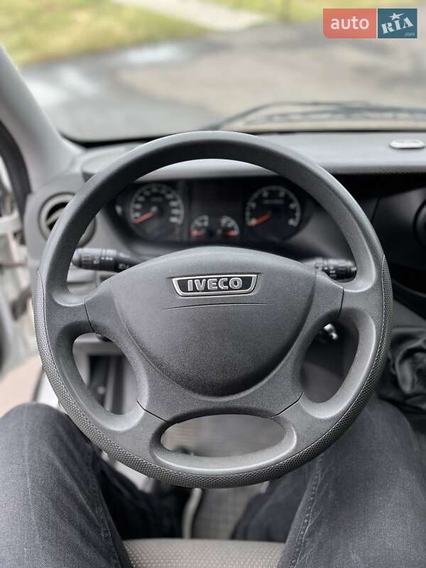 Микроавтобус грузовой (до 3,5т) Iveco Daily 2012 в Мукачево