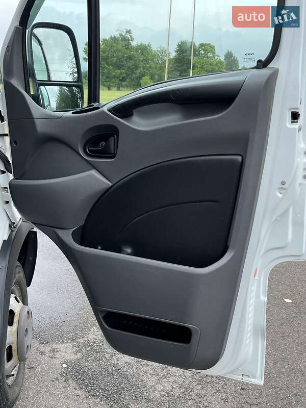 Микроавтобус грузовой (до 3,5т) Iveco Daily 2012 в Мукачево