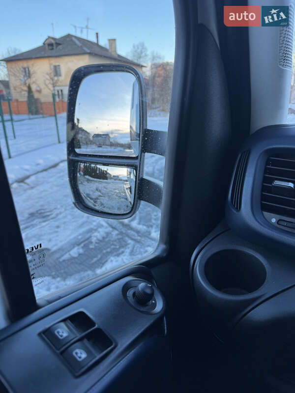 Автовоз Iveco Daily 2018 в Яворове