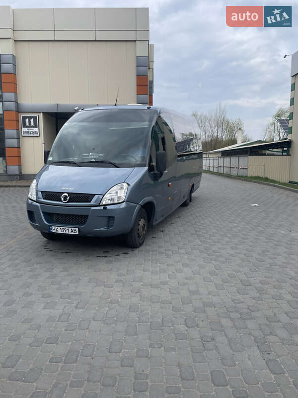 Туристический / Междугородний автобус Iveco Daily 2011 в Хмельницком фото 5 Туристический / Междугородний автобус Iveco Daily 2011 в Хмельницком