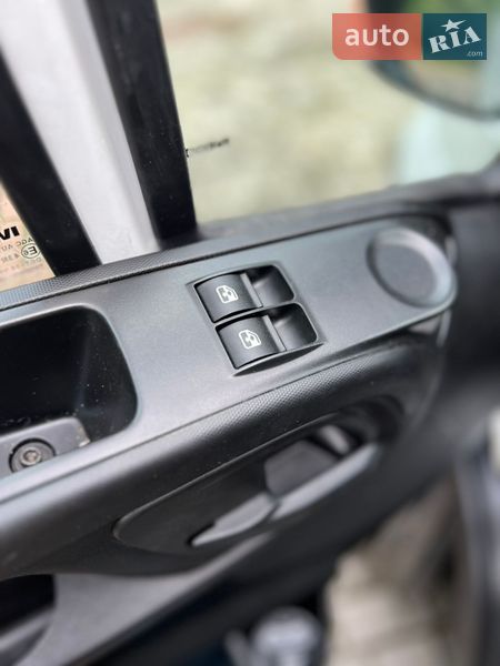 Вантажний фургон Iveco Daily 2015 в Самборі