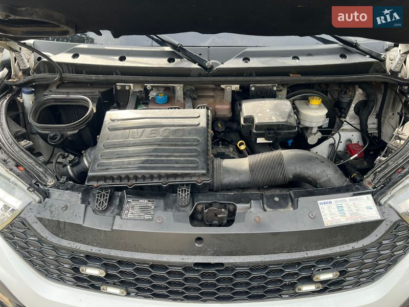 Вантажний фургон Iveco Daily 2015 в Самборі