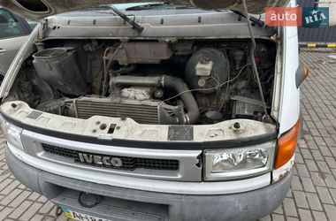 Вантажний фургон Iveco Daily 2003 в Дніпрі