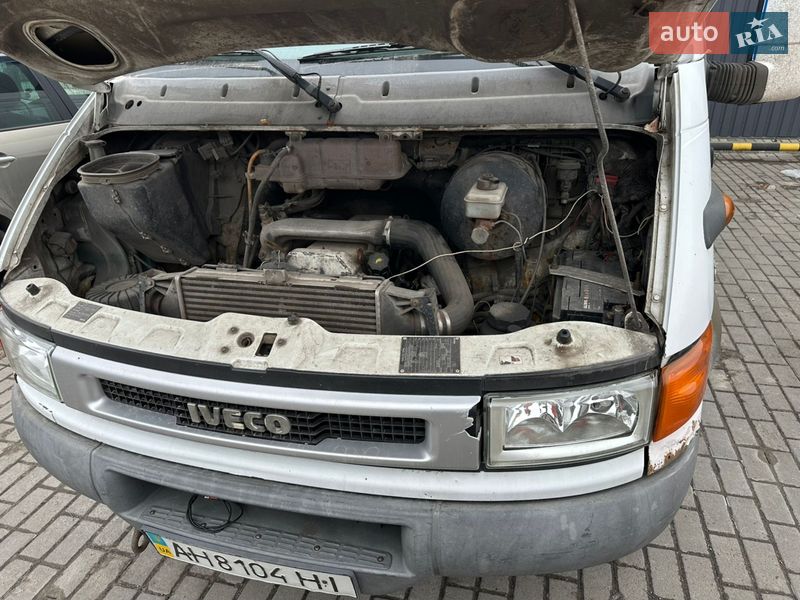 Грузовой фургон Iveco Daily 2003 в Днепре