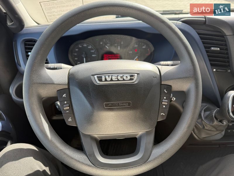 Грузовой фургон Iveco Daily 2018 в Луцке