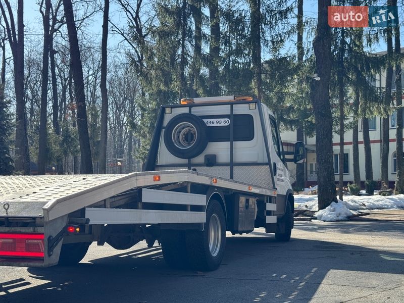 Эвакуатор Iveco Daily 2015 в Виннице