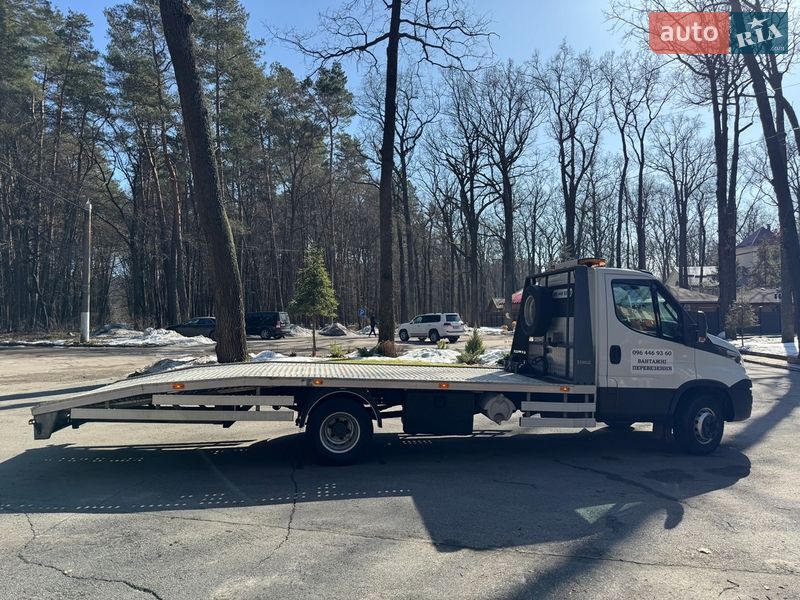 Эвакуатор Iveco Daily 2015 в Виннице