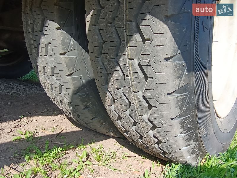 Грузовой фургон Iveco Daily 2004 в Чугуеве