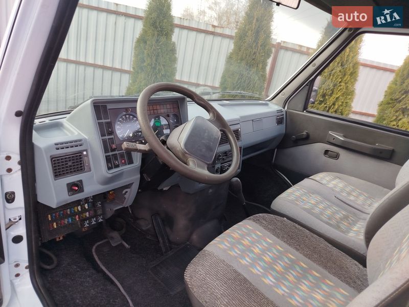 Платформа Iveco Daily 2000 в Нововолынске