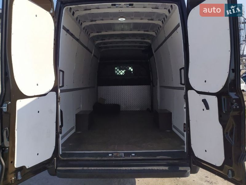 Вантажний фургон Iveco Daily 2021 в Рівному