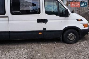 Мікроавтобус вантажний (до 3,5т) Iveco Daily 2001 в Царичанці