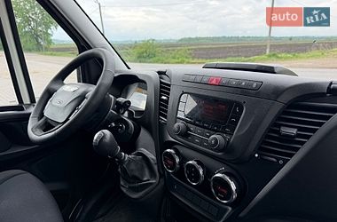 Грузовой фургон Iveco Daily 2018 в Черновцах