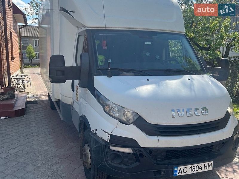 Вантажний фургон Iveco Daily 2017 в Любомлі