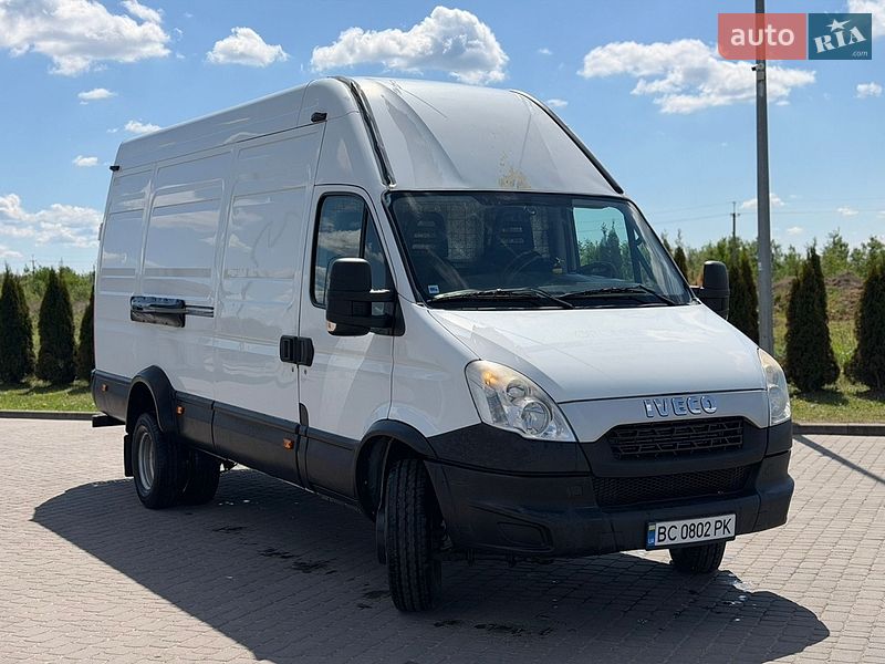 Вантажний фургон Iveco Daily 2013 в Городку