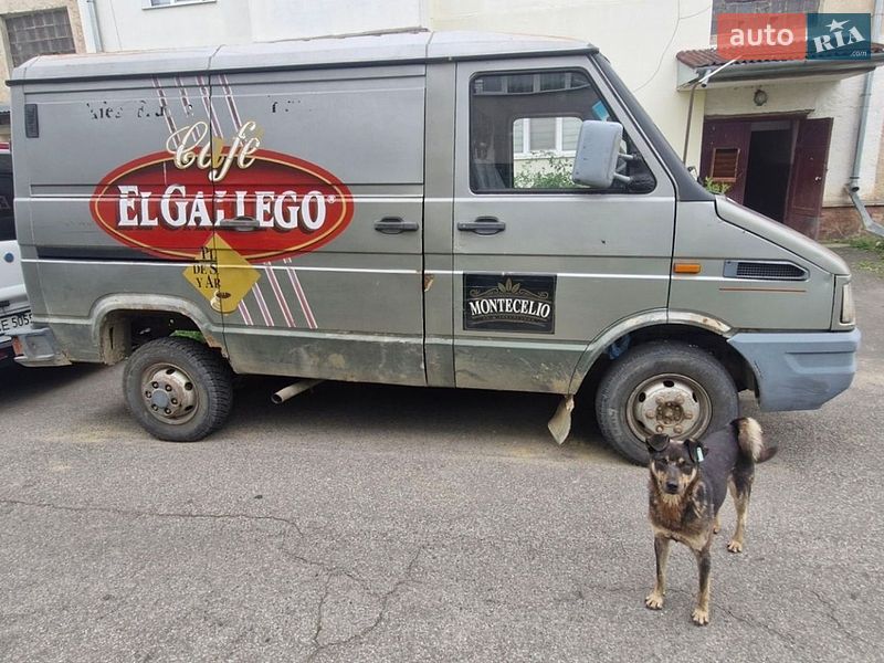 Микроавтобус Iveco Daily 1999 в Черновцах