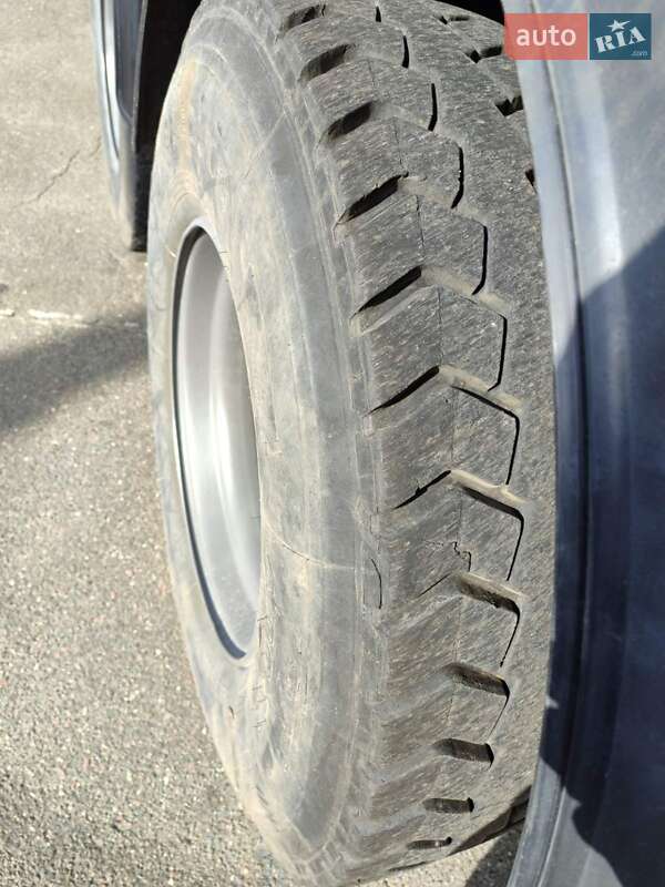 Кран-манипулятор Iveco EuroCargo 2002 в Киеве