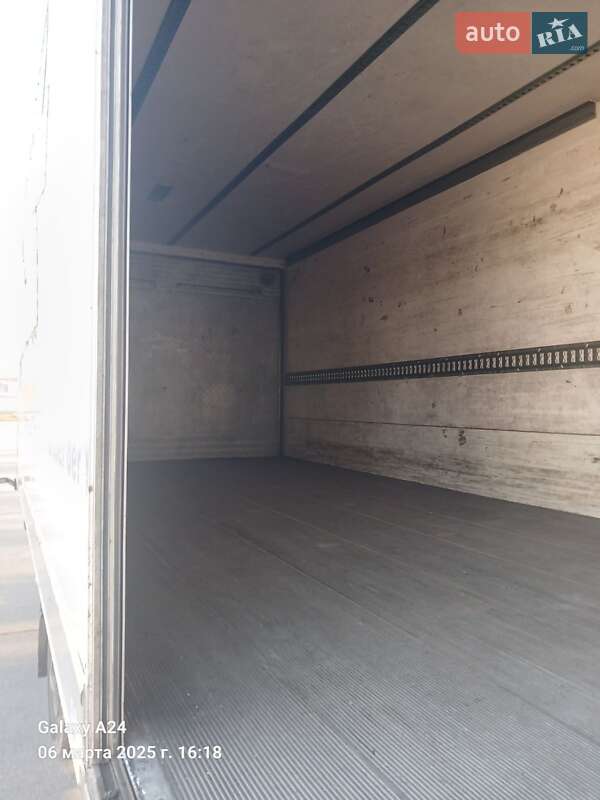 Грузовой фургон Iveco EuroCargo 2003 в Харькове