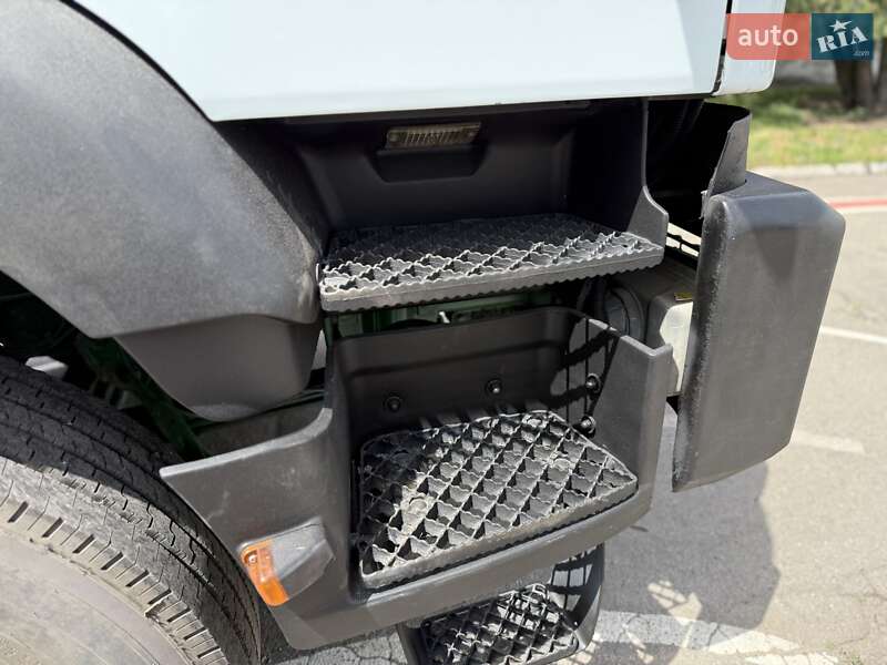 Евакуатор Iveco EuroCargo 2000 в Павлограді