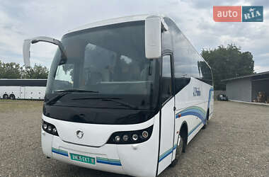 Туристичний / Міжміський автобус Iveco EuroCargo 2009 в Чернівцях