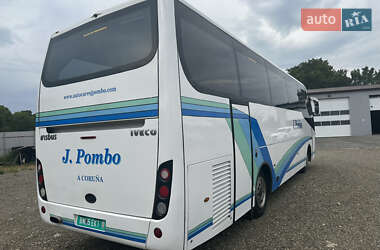 Туристичний / Міжміський автобус Iveco EuroCargo 2009 в Чернівцях