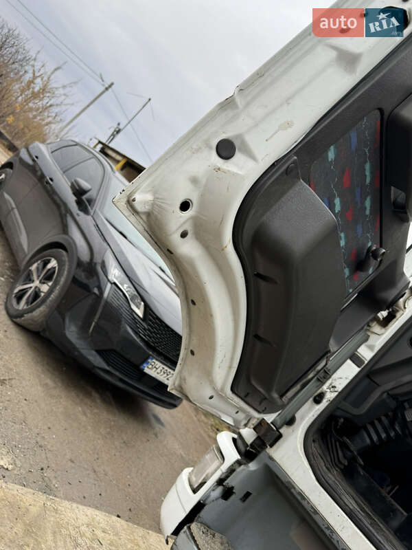 Рефрижератор Iveco EuroCargo 2002 в Харькове фото 12 Рефрижератор Iveco EuroCargo 2002 в Харькове