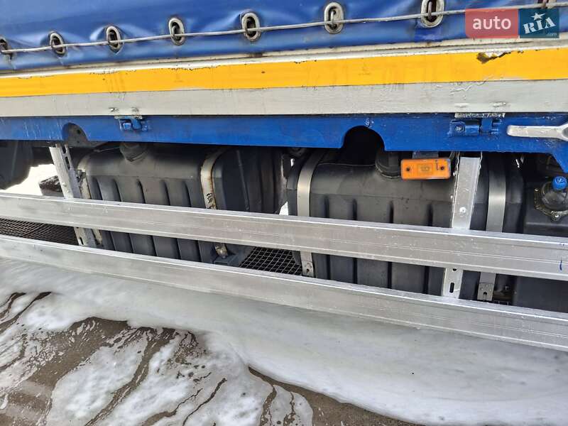 Грузовой фургон Iveco EuroCargo 2010 в Иршаве