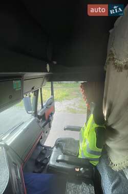 Тентований Iveco EuroStar 2000 в 