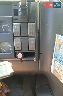 Тентованый Iveco EuroTech 2001 в 