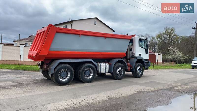 Самосвал Iveco EuroTrakker 2004 в Одессе