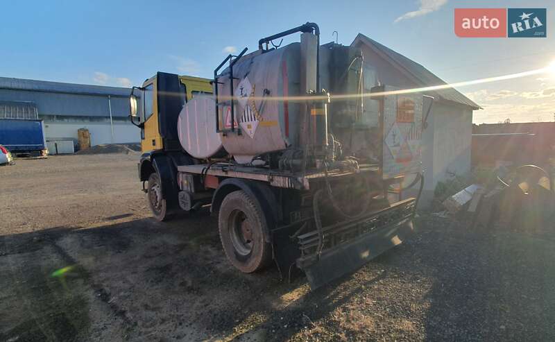 Гудронатор Iveco EuroTrakker 2002 в Ужгороді фото 3 Гудронатор Iveco EuroTrakker 2002 в Ужгороді