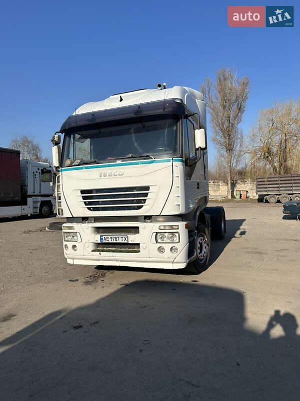 Тягач Iveco Magirus 2005 в Павлограді