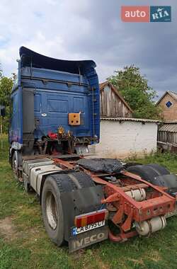 Тягач Iveco Magirus 2004 в 